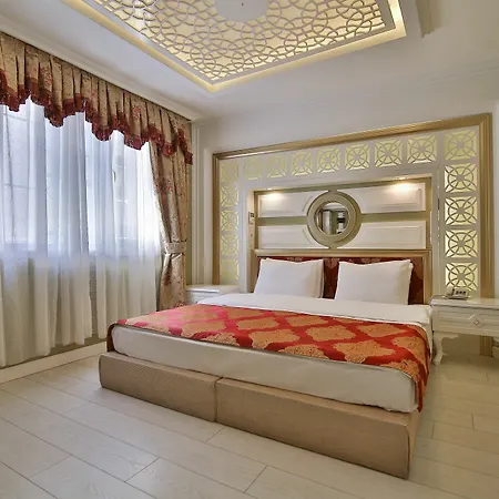 Queens Land Hotel Provincia di Istanbul