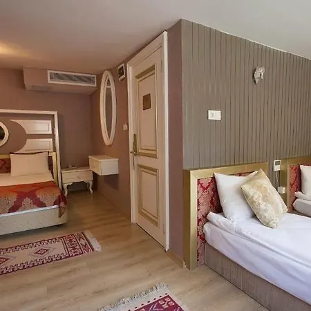 Szálloda Queens Land 3*