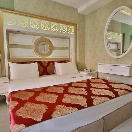 Szálloda Queens Land 3*