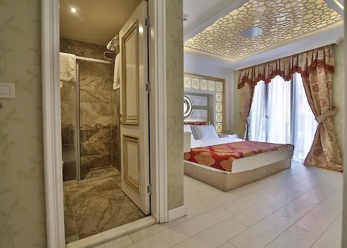 Queens Land Istanbul