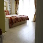 Queens Land Provincia di Istanbul