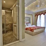 Queens Land Provincia di Istanbul