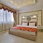 Queens Land Hotel Provincia di Istanbul